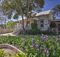 Charming New Braunfels Home with Spacious Deck - Accommodation Seattle