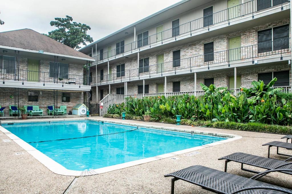 Chic Apts In Central Austin By WanderJaunt - thumb 0