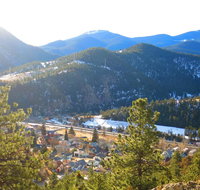 COZY CABIN NEAR SKIING HOT SPRINGS CASINOS - Accommodation Seattle