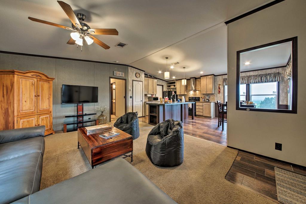 Cozy Canyon Lake Cabin With Hill Country Views! - thumb 2