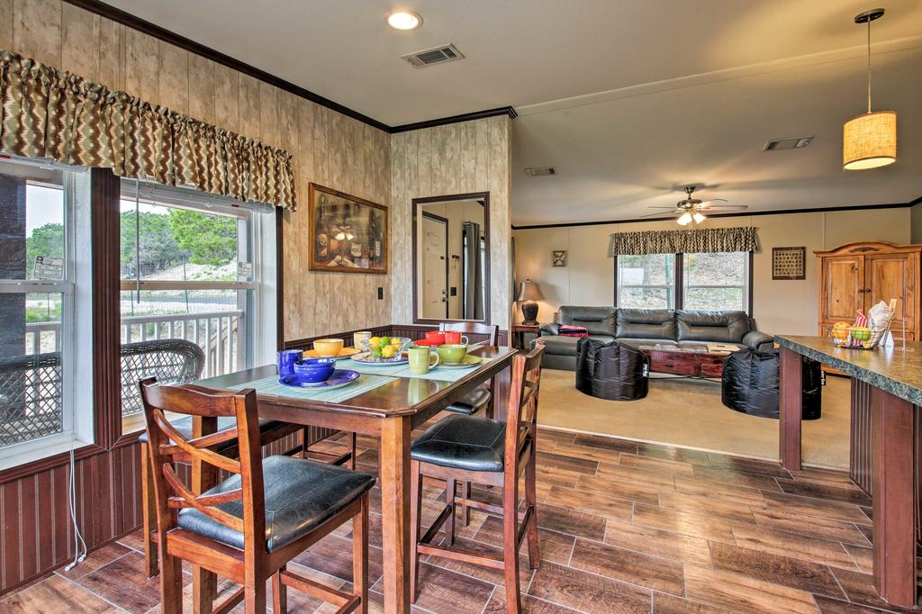 Cozy Canyon Lake Cabin With Hill Country Views! - thumb 1