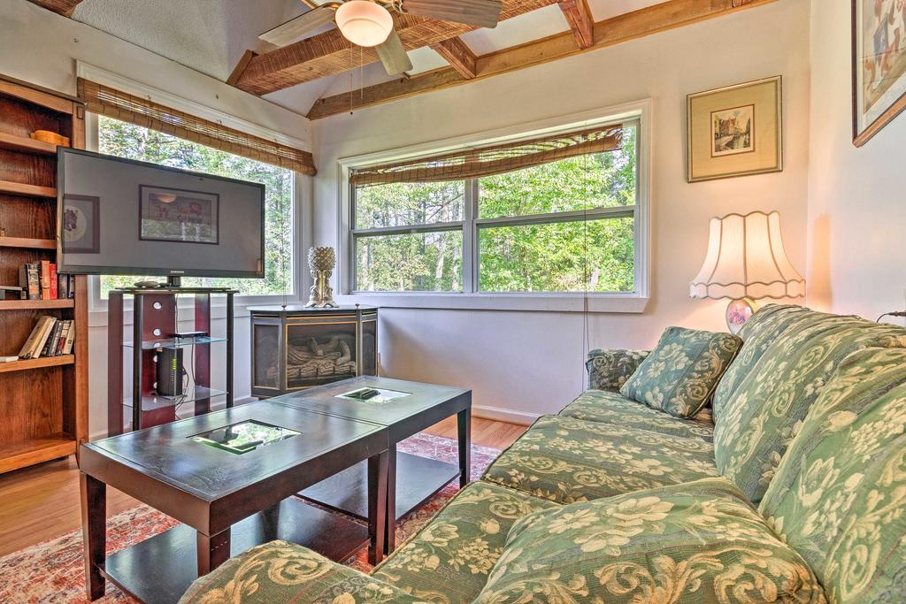 Cozy Weaverville Cabin - 18 Mi To Wolf Ridge! - thumb 2