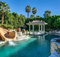 Desert Mirage Entertainer - Accommodation Seattle