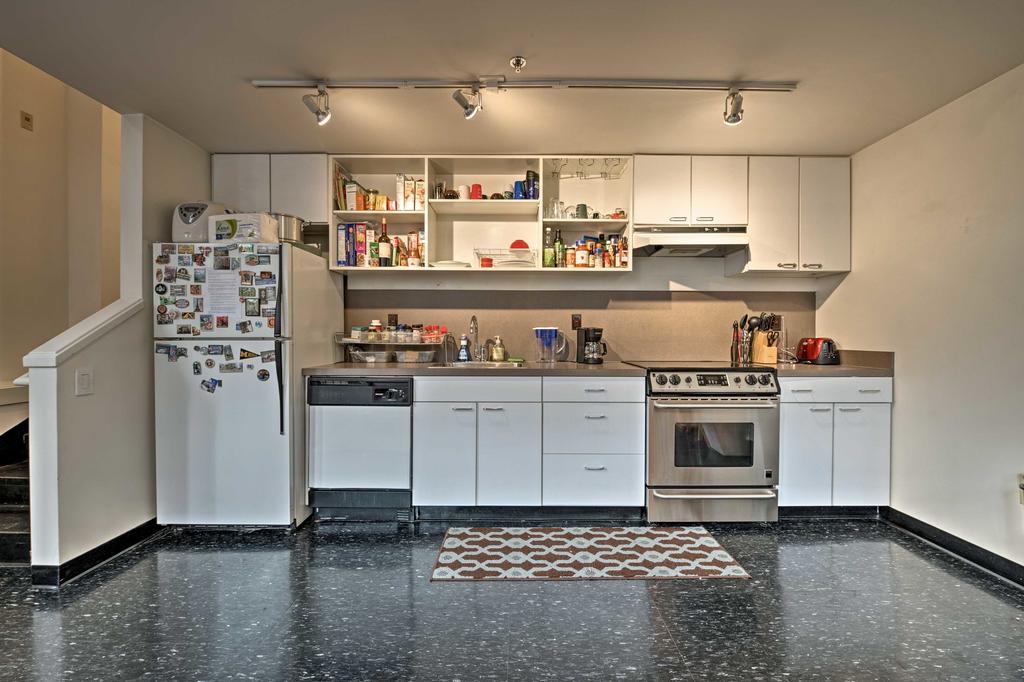 Downtown Seattle Loft - Walk To Pike Place And More! - thumb 3