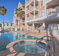 Grand Beach by Meyer Vacation Rentals - Accommodation Seattle