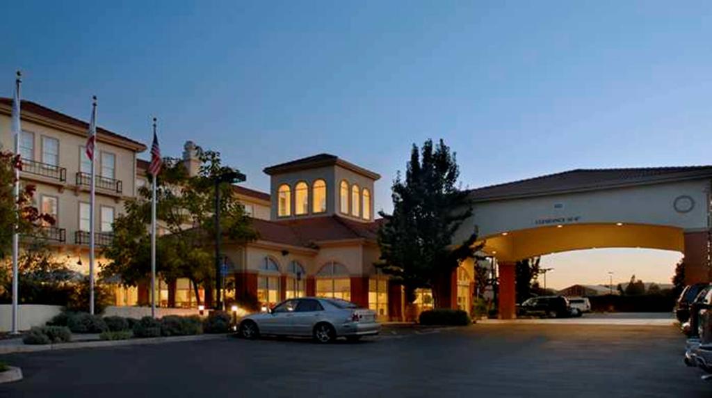 Hilton Garden Inn Napa - thumb 1