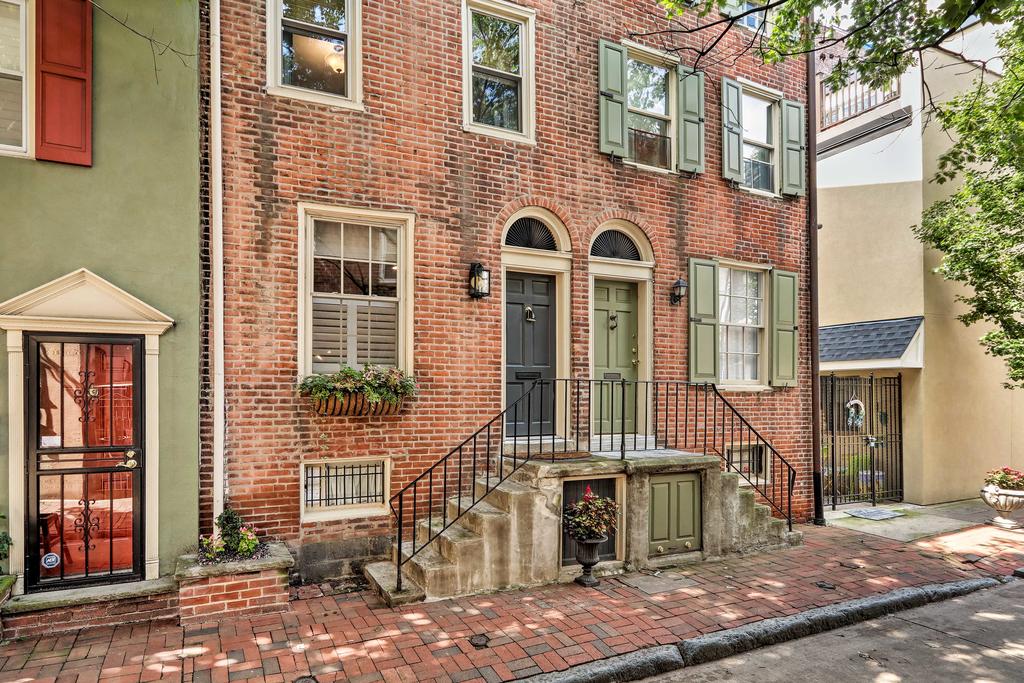 Historic Trinity Home In Center City, Free Parking - thumb 1