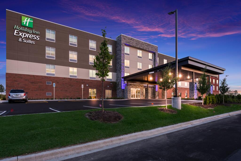 Holiday Inn Express & Suites - Hoffman Estates - thumb 0