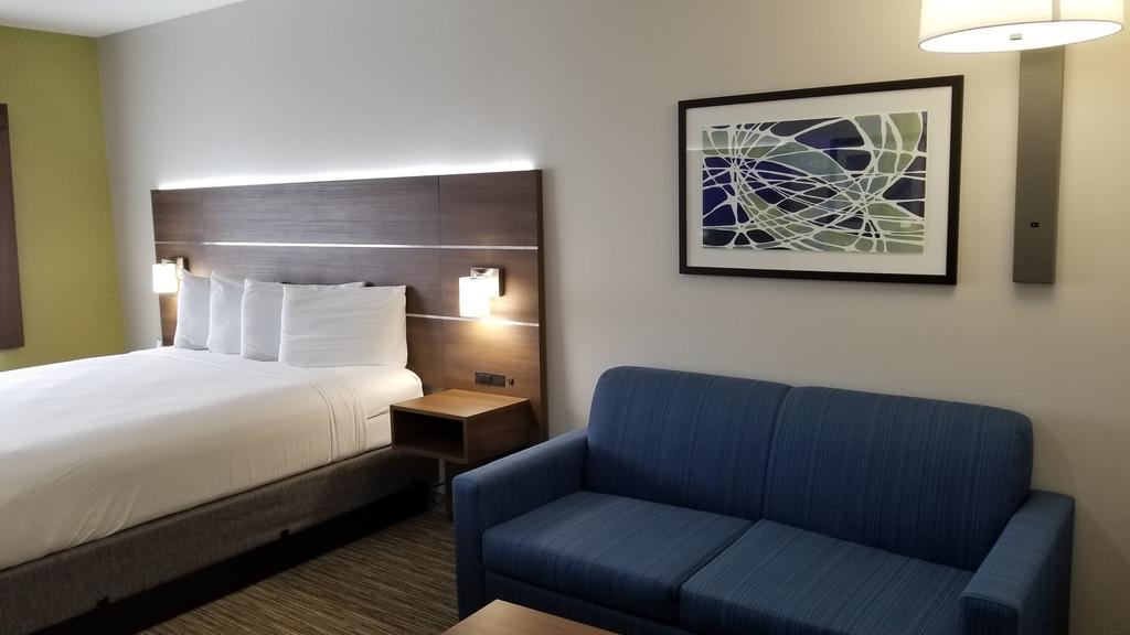 Holiday Inn Express & Suites - Lake Forest - thumb 3