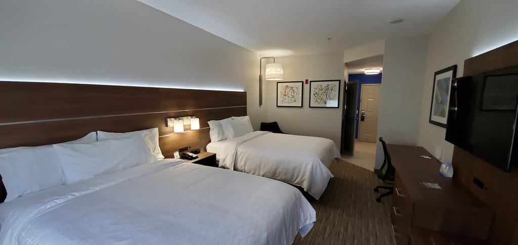 Holiday Inn Express & Suites - Lake Forest - thumb 1