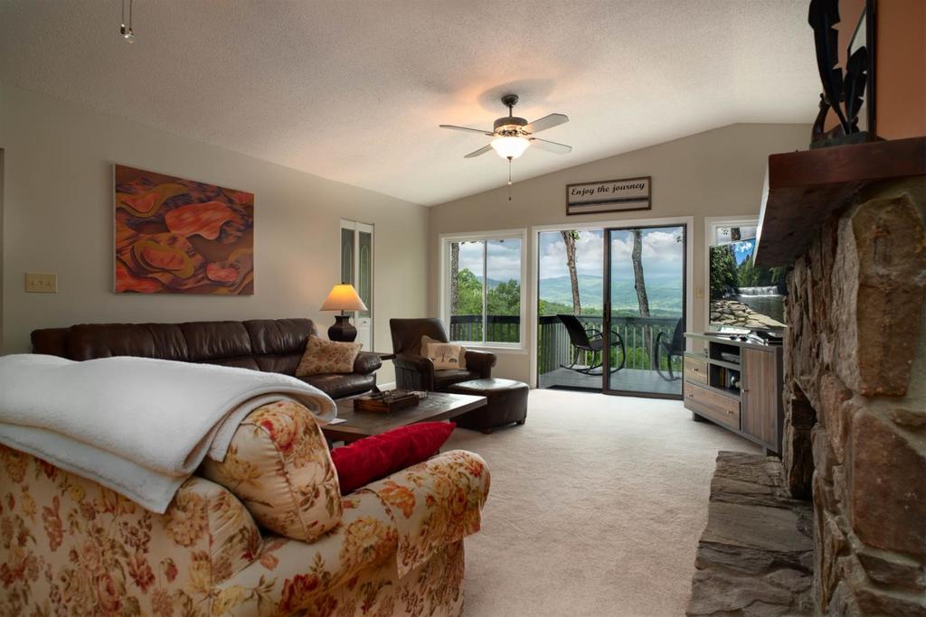 Journey House With Views - thumb 0