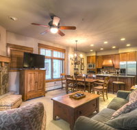 Lone Eagle by Summit County Mountain Retreats - Accommodation Seattle