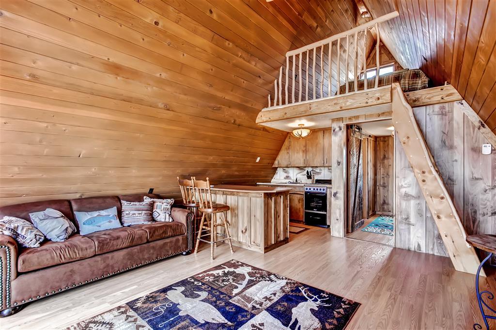 Lovely A-Frame Antimony Cabin With Gorgeous Mtn Views - thumb 2