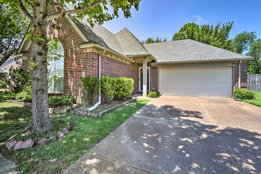 Memphis House With Yard 25 Minutes To Beale Street! - thumb 0