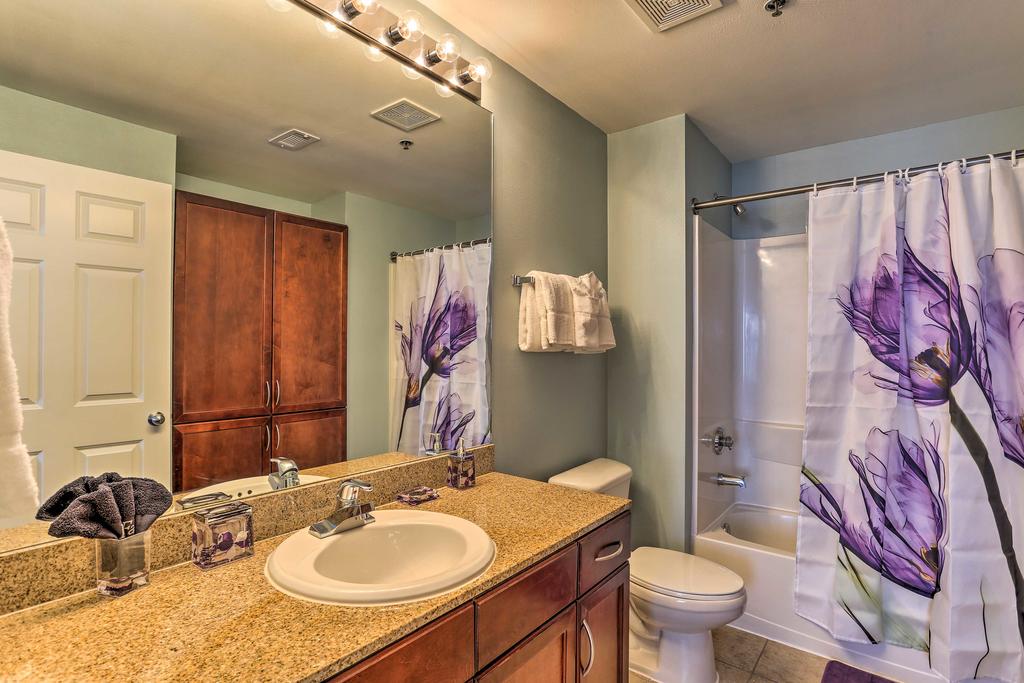 Modern Oceanfront PCB Resort Condo With Balcony View - thumb 0