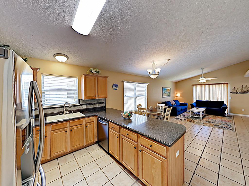 New Listing! Less Than 2 Miles From Beach W/ Pool Home - thumb 1