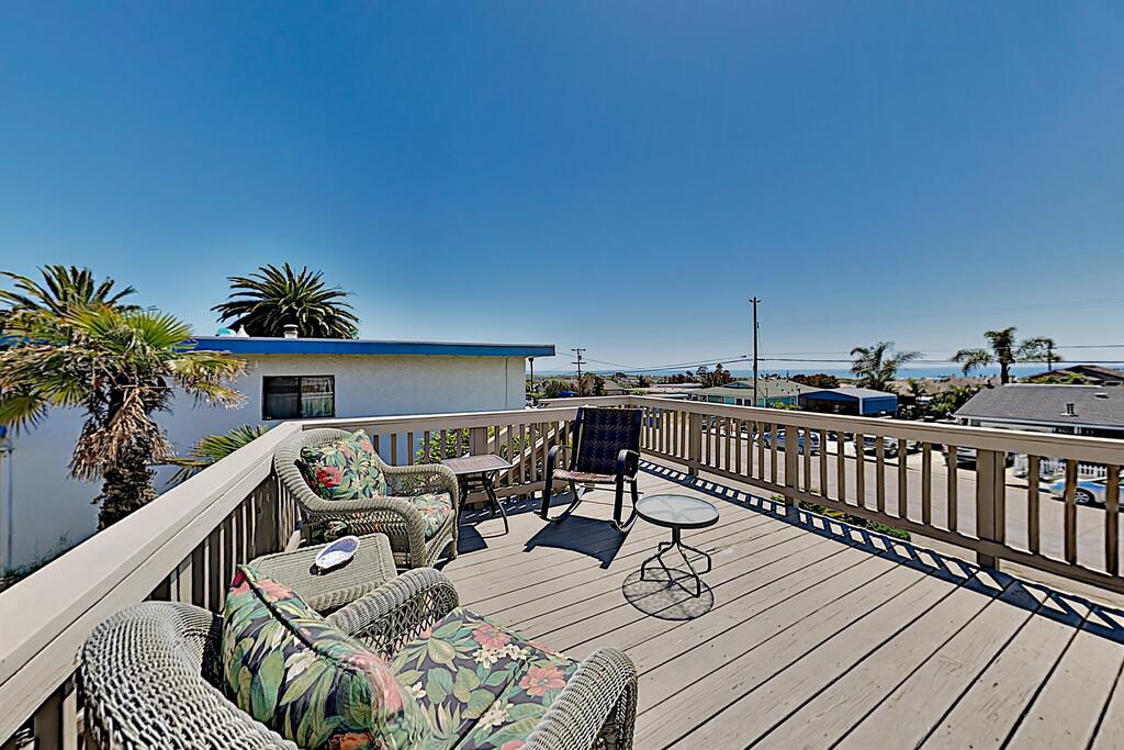 Ocean-View Retreat: Deck & Game Room, Near Beach! Home - thumb 0