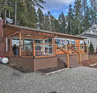 Poulsbo Waterfront House with Fire Pit on Liberty Bay - Accommodation Seattle