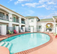 Premier Inn Palestine - Accommodation Seattle