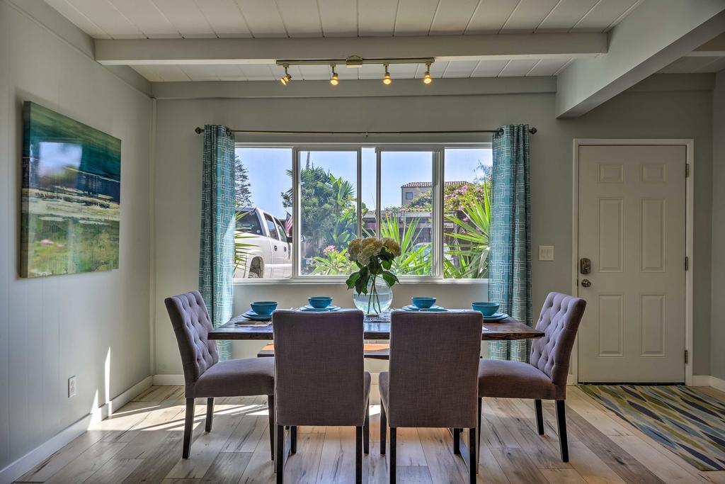 Remodeled Ventura Beach Home With Yard & Fire Pit! - thumb 3