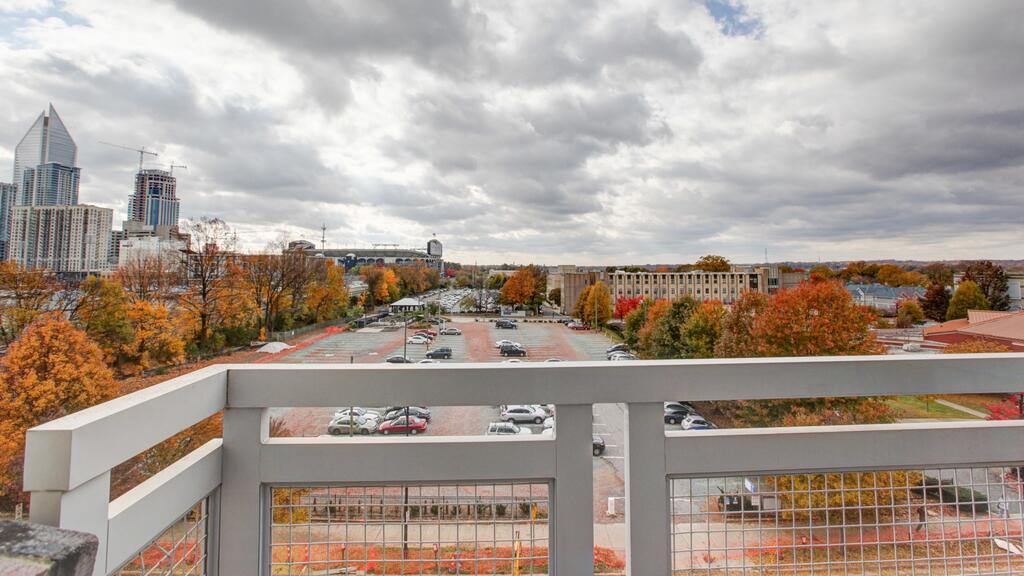 Studio, West Trade Street - thumb 2