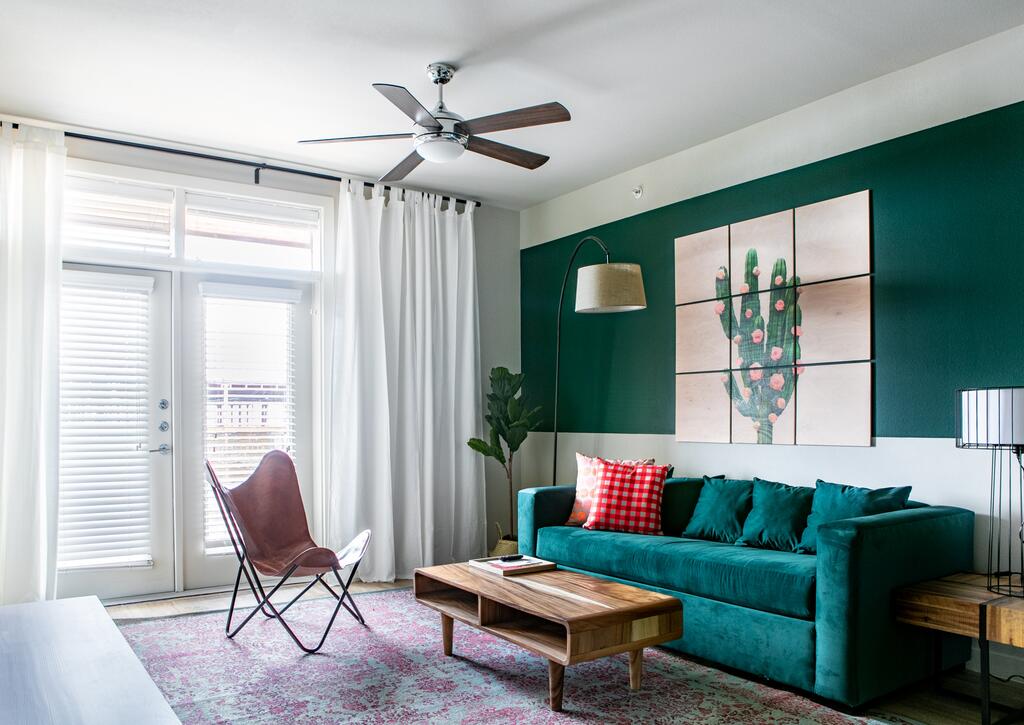 Stylish North Austin Apartments By WanderJaunt - thumb 3