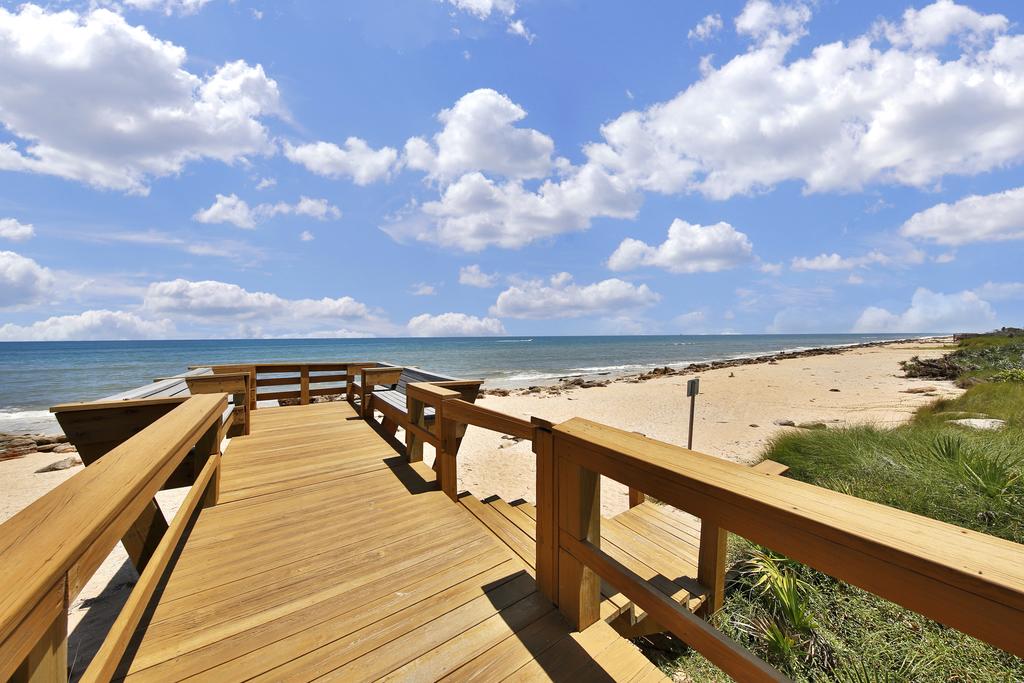 Surf Club Condos - thumb 1