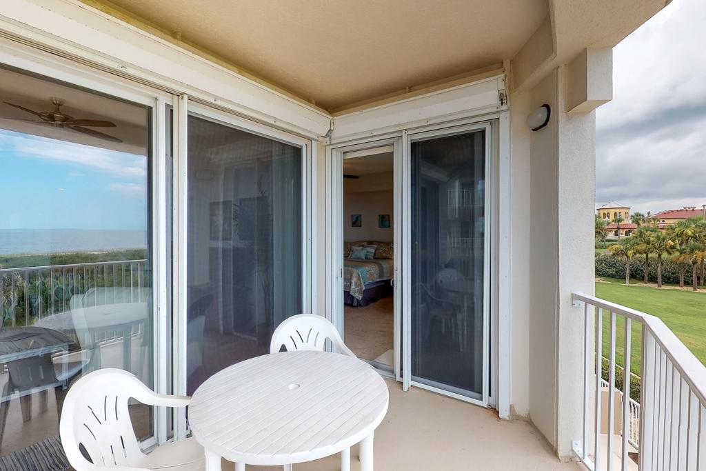 Surf Club Condos - thumb 3