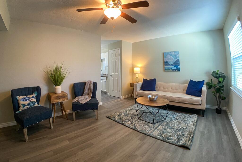 The Anchor At Pleasure Pier - thumb 0