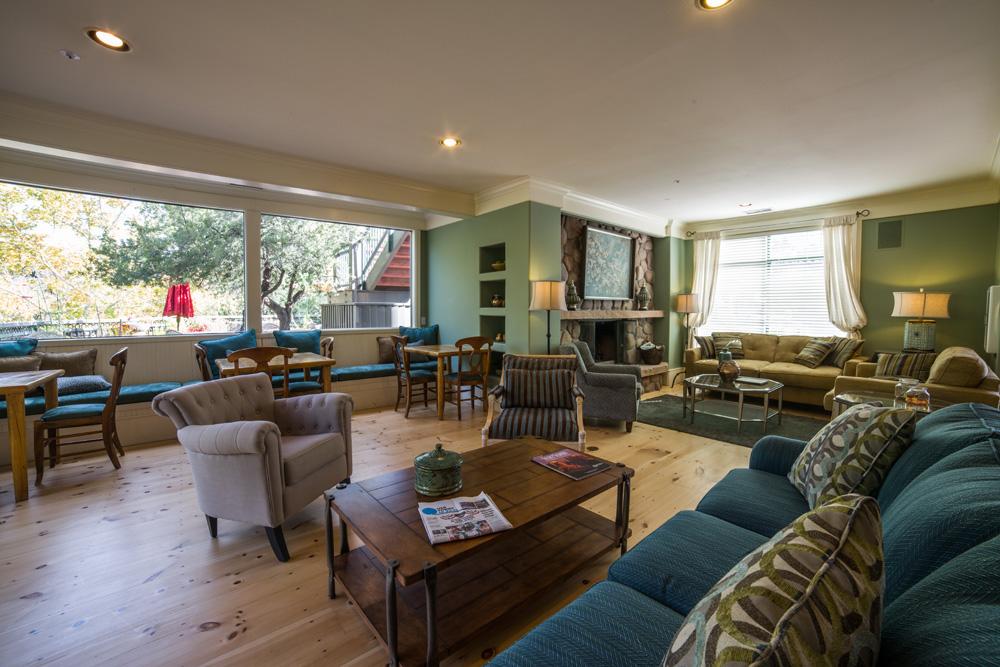 The Inn Above Oak Creek - thumb 3