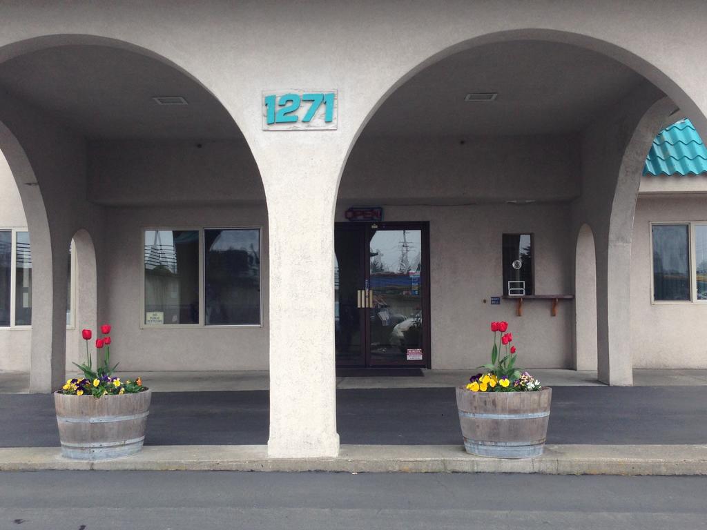 Timberland Inn & Suites - thumb 2
