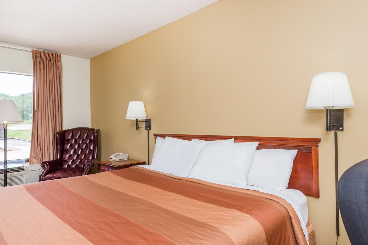 Days Inn By Wyndham Fort Payne - thumb 3