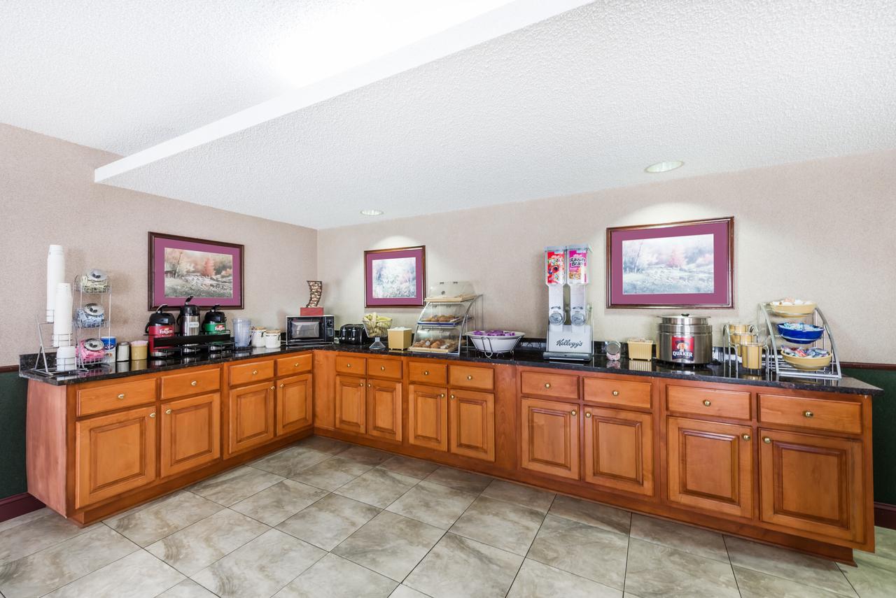 Days Inn By Wyndham Fort Payne - thumb 5