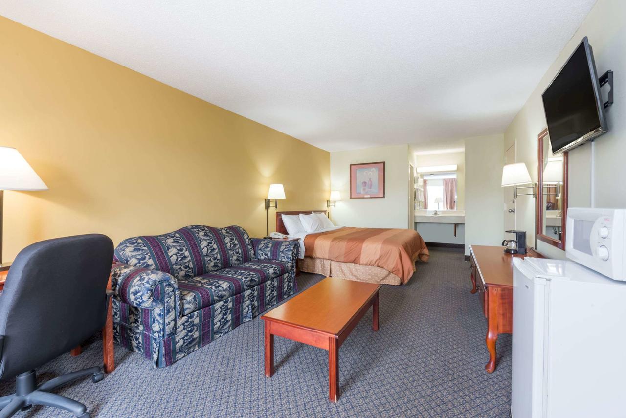Days Inn By Wyndham Fort Payne - thumb 17