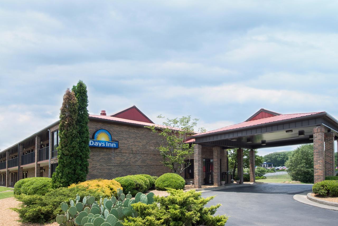 Days Inn By Wyndham Fort Payne - thumb 0