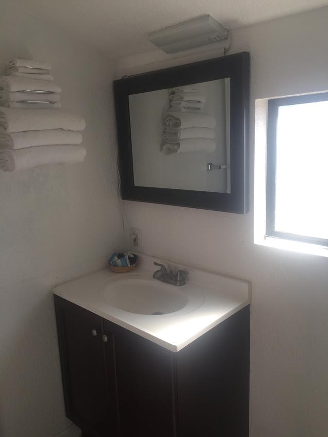 Little Daisy Motel - thumb 42