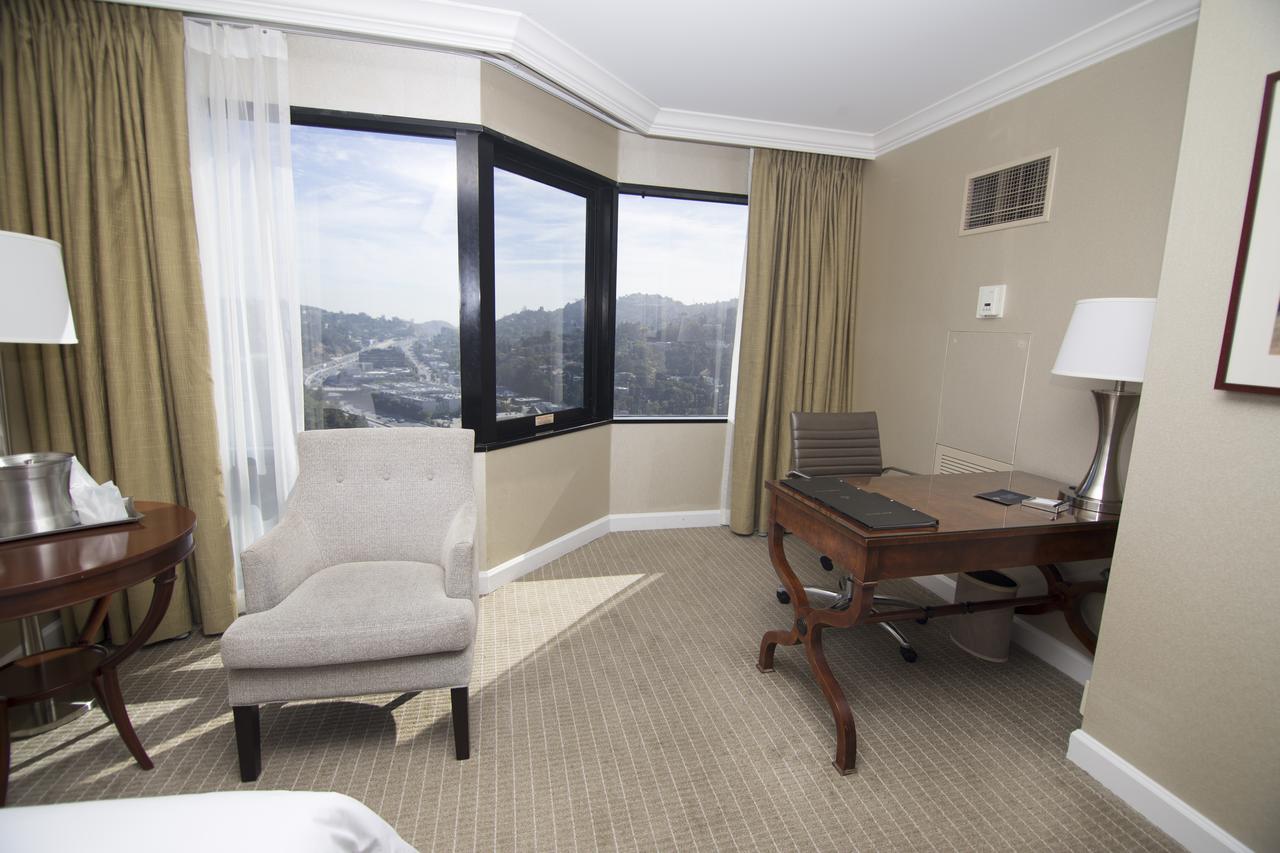 Hilton Los Angeles-Universal City - thumb 18