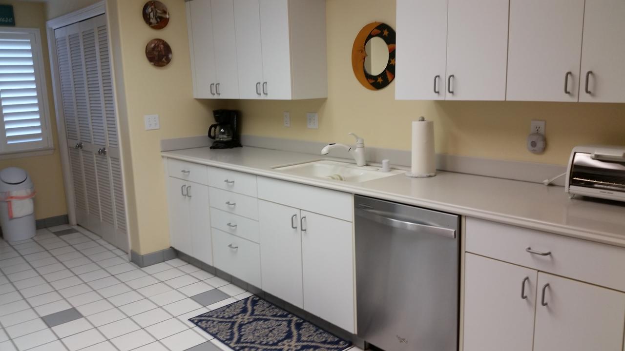 239 Park Avenue Two-Bedroom Apartment - thumb 8