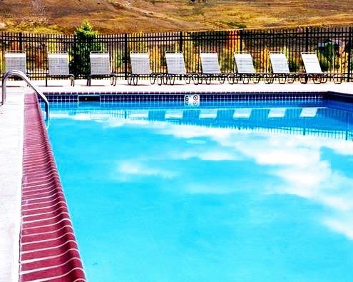Style & Comfort At The Inn At SilverCreek - thumb 18