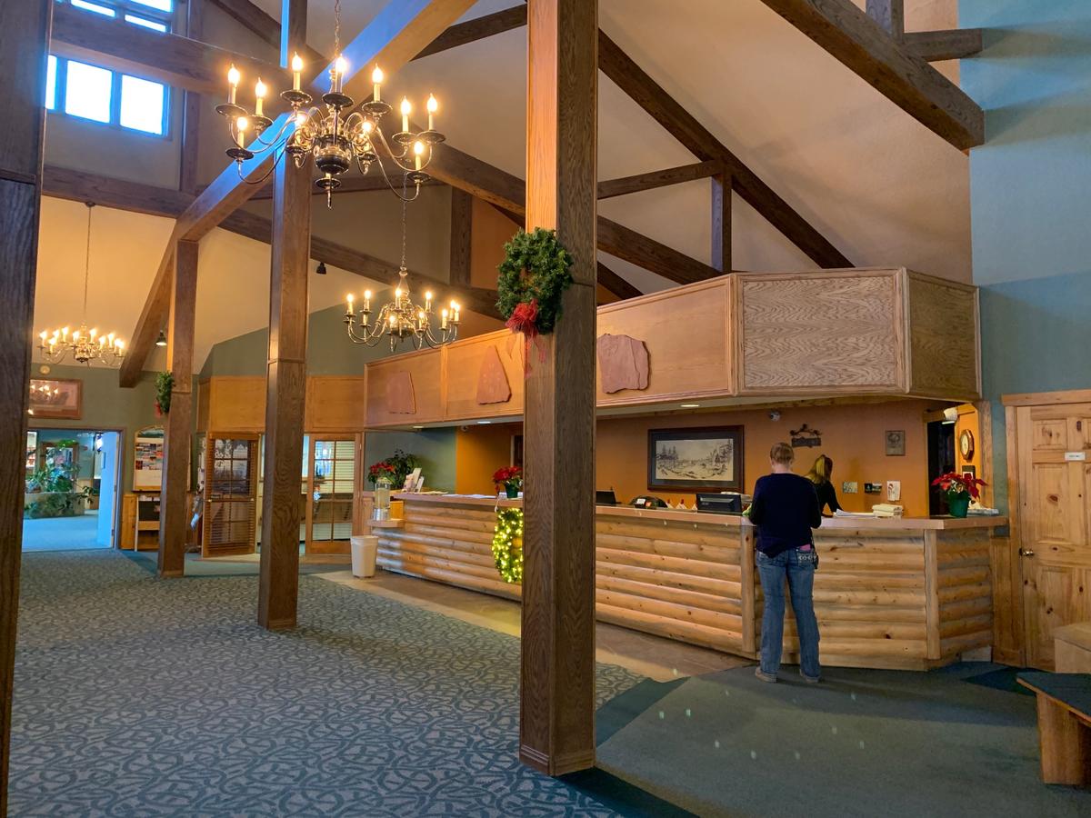Style & Comfort At The Inn At SilverCreek - thumb 12