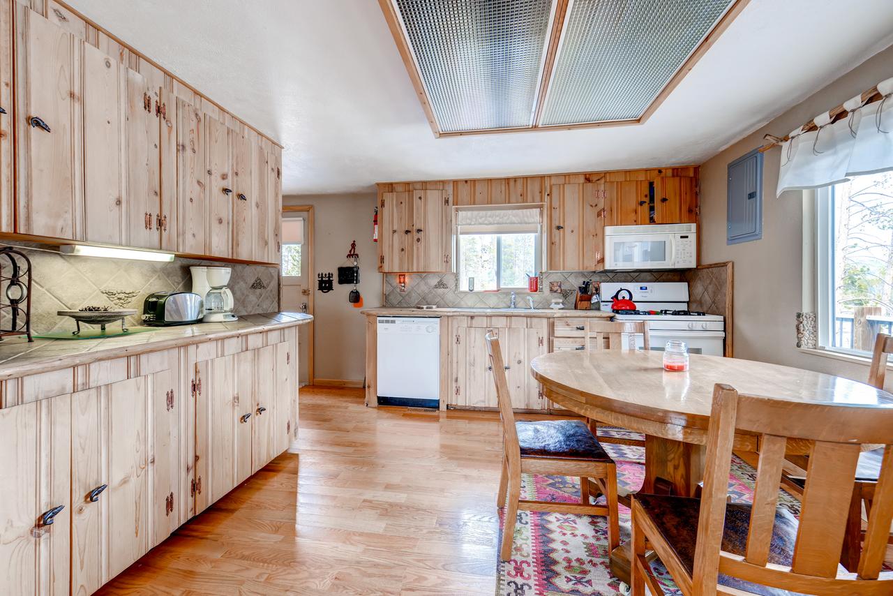 Two-Bedroom Cabin With Loft In Frisco - thumb 31