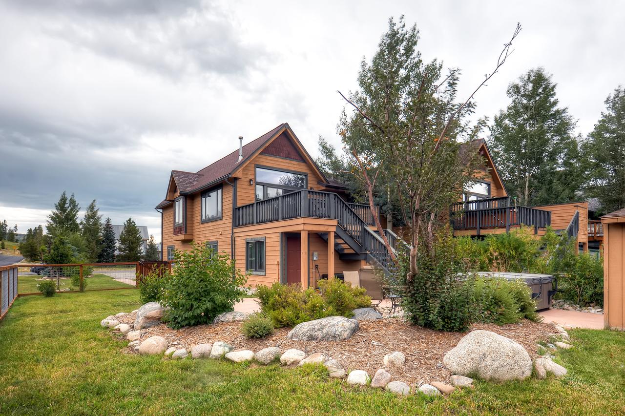 Three-Bedroom Pitkin Townhome - thumb 0