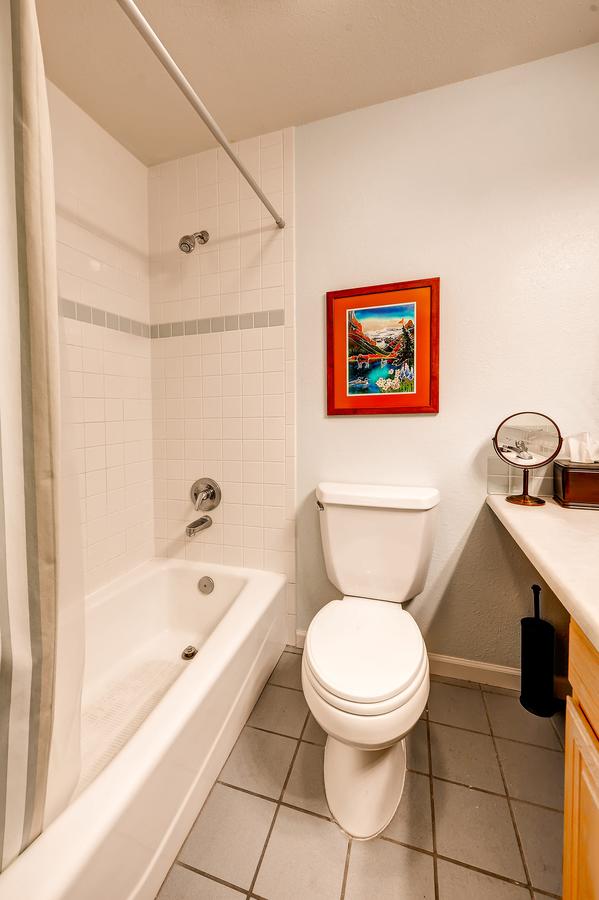 Three-Bedroom Pitkin Townhome - thumb 10