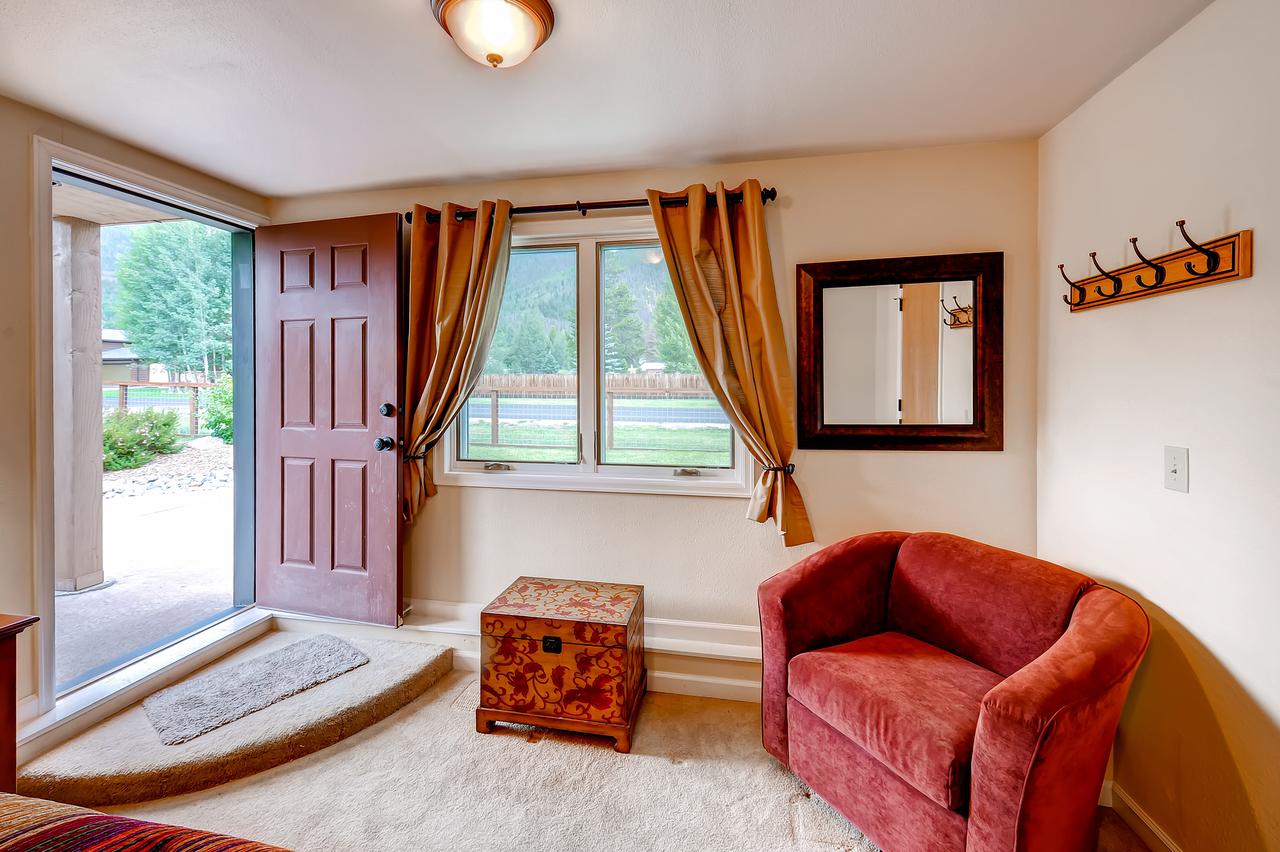 Three-Bedroom Pitkin Townhome - thumb 15