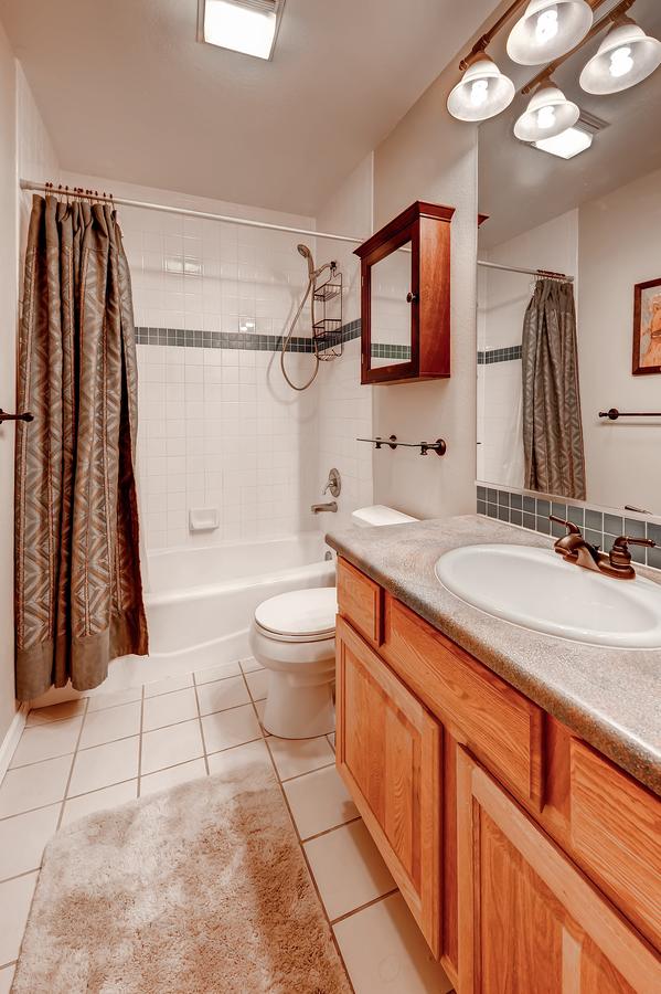 Three-Bedroom Pitkin Townhome - thumb 17