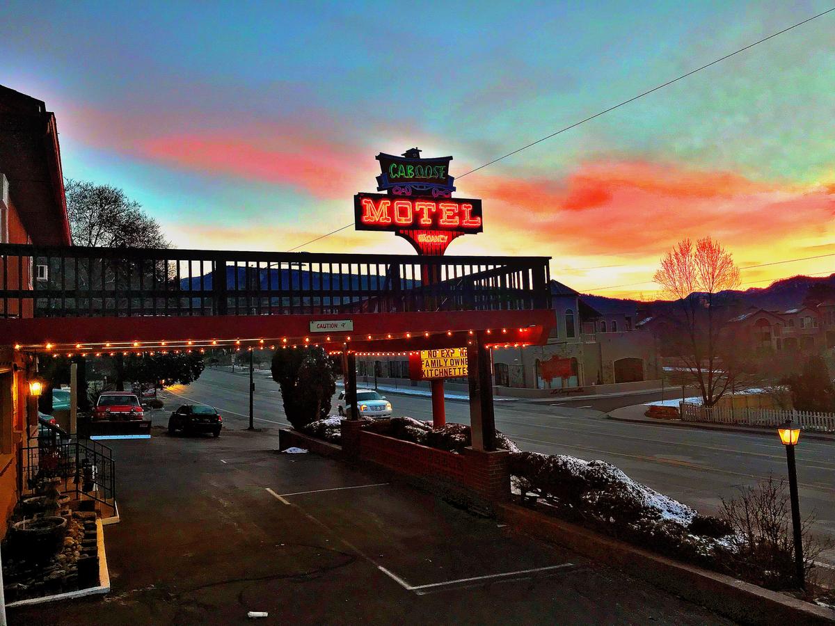 Caboose Motel & Gift Shop - thumb 15