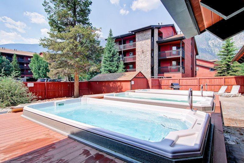 Two-Bedroom Condo G136 At Mountainside - thumb 18