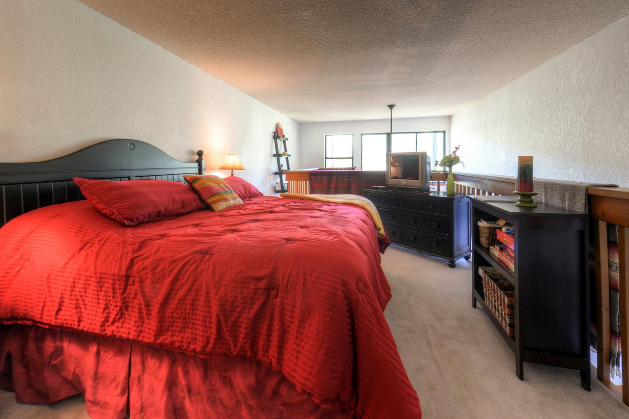 Two-Bedroom Condo G136 At Mountainside - thumb 10
