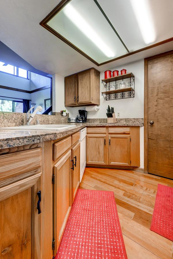 Two-Bedroom Condo G136 At Mountainside - thumb 7