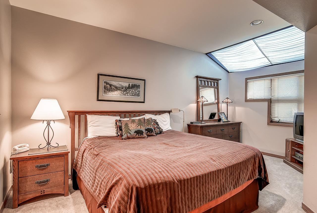 Two-Bedroom River Glen Condo 105A - thumb 3